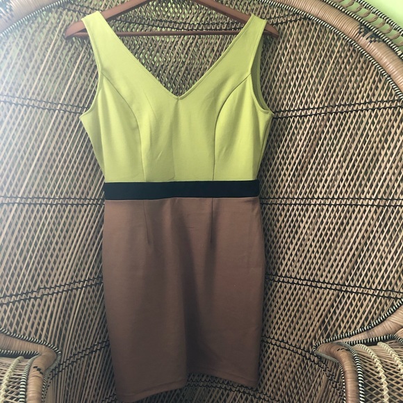 🌹2/30 Beautiful two tone dress - Picture 1 of 3